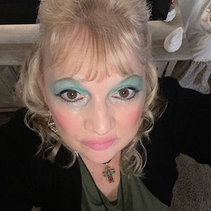 Meet your Posher, Vonda